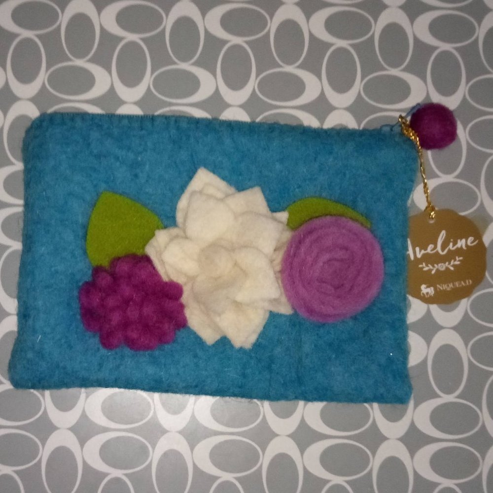 Aveline Floral Wool Pouch